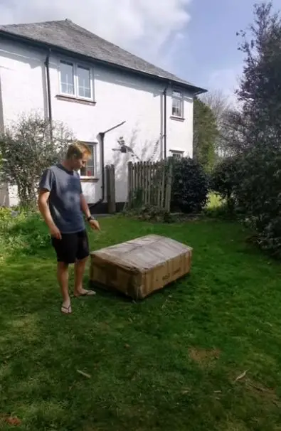 Unboxing of the Hydrus 2