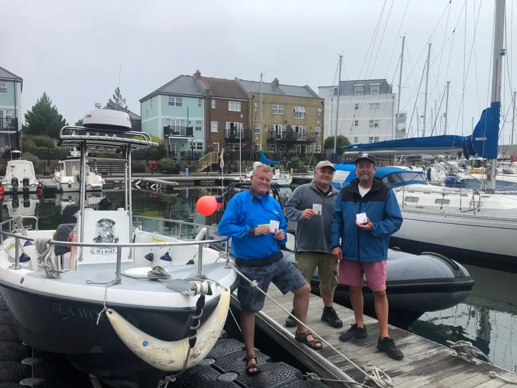 Hydrus Owners on the Water